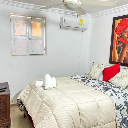 Cozy Guest Friendly Apartment